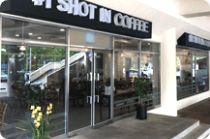 #1 SHOT IN COFFEE 매장 외부