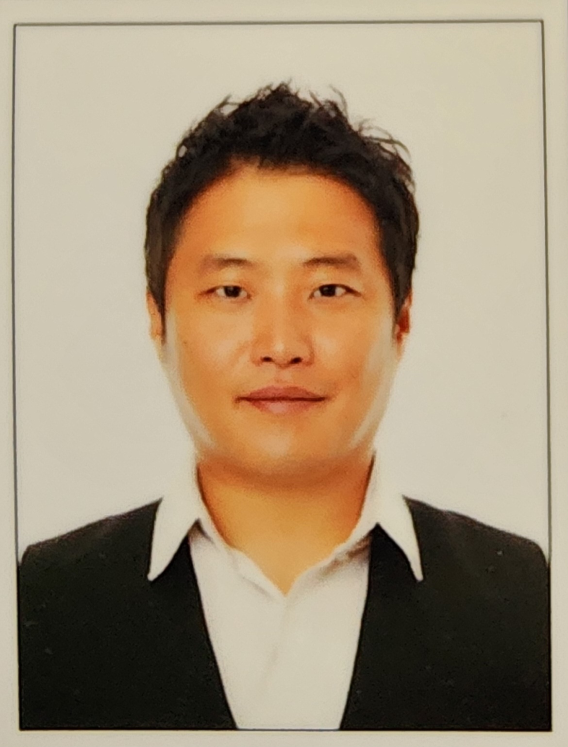 권신혁